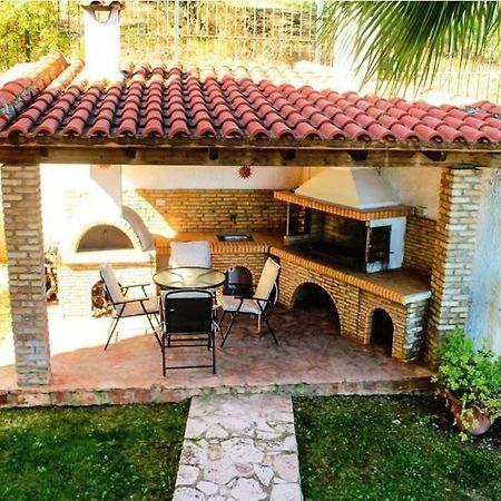 Platanos Estate Villa Akráta Ngoại thất bức ảnh