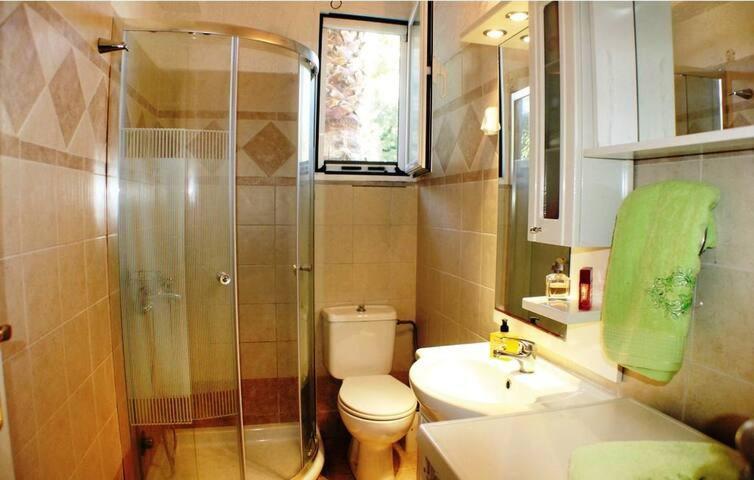 Platanos Estate Villa Akráta Ngoại thất bức ảnh